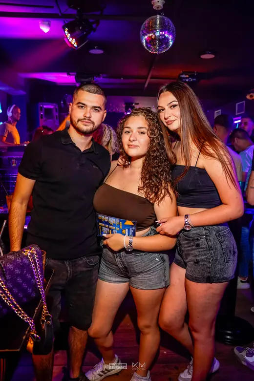 Galerija Club Leonhart
